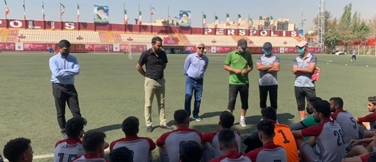 برگزاری جلسه محسن خلیلی با اعضای تیم امید پرسپولیس